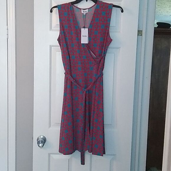 Leota Dresses & Skirts - Leota Geometric Print Dress